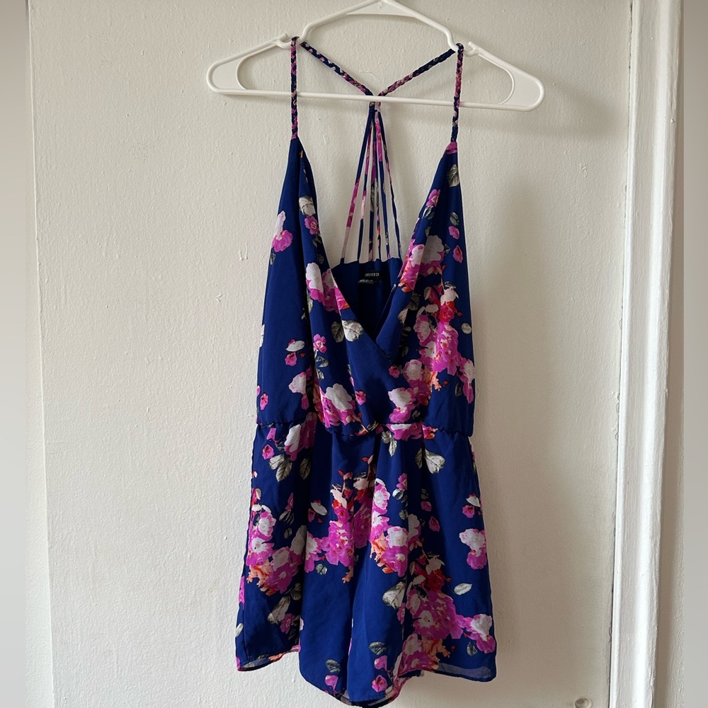 Forever 21 flower jumpsuit size M